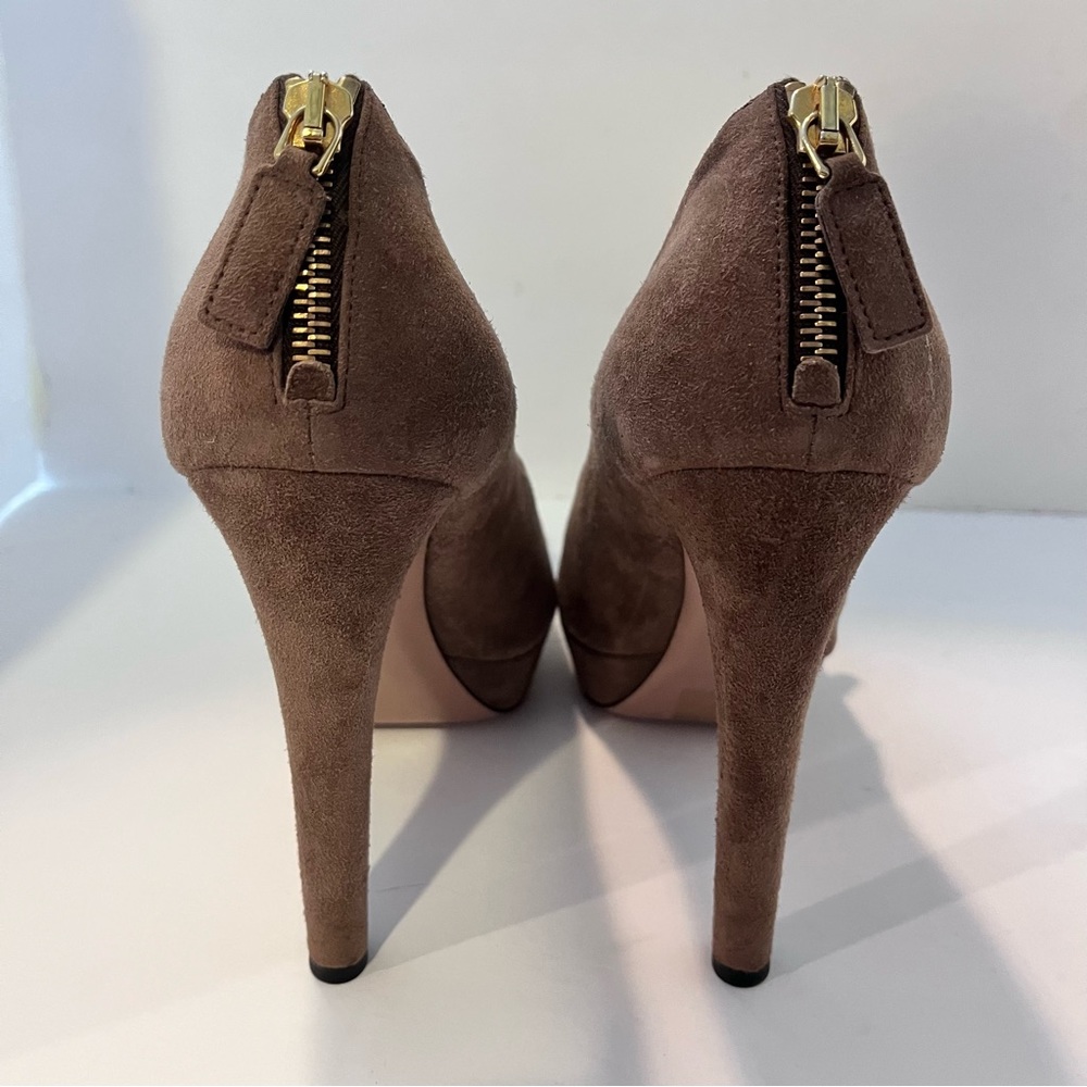 Prada Women’s 39.5 Brown Leather Suede Peep Toe High Heel Pumps - Picture 10 of 16